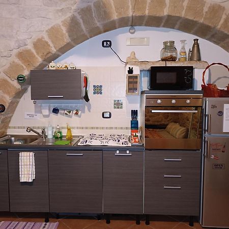 Unique White Stone Studio Giovinazzo Exterior foto
