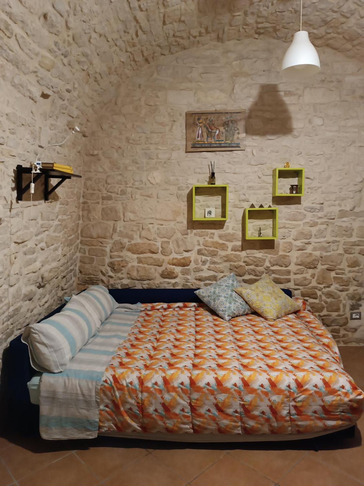 Unique White Stone Studio Giovinazzo Exterior foto