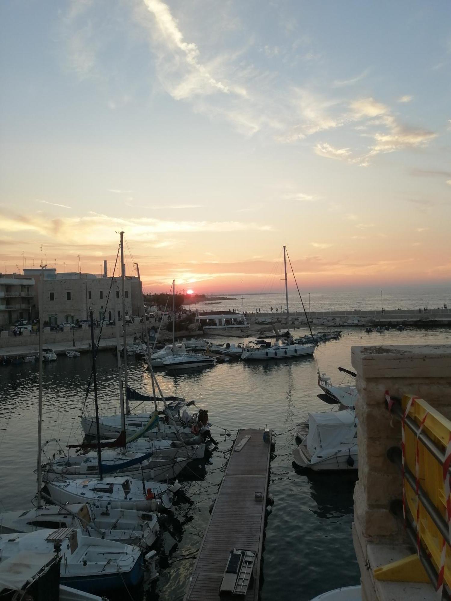 Unique White Stone Studio Giovinazzo Exterior foto